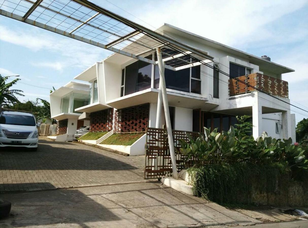 Rumah liburan Infinity Awiligar Bandung